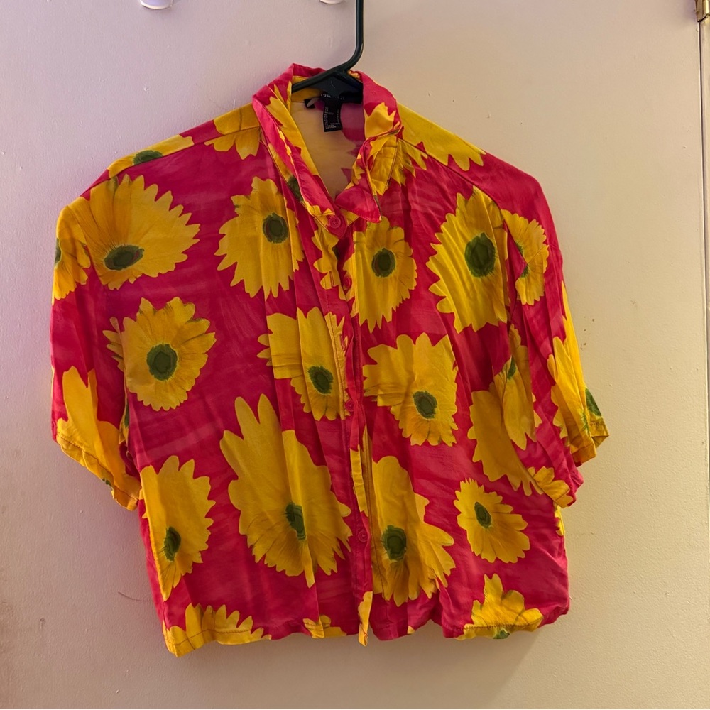 Women’s Cropped Sunflower Hawaiian Shirt